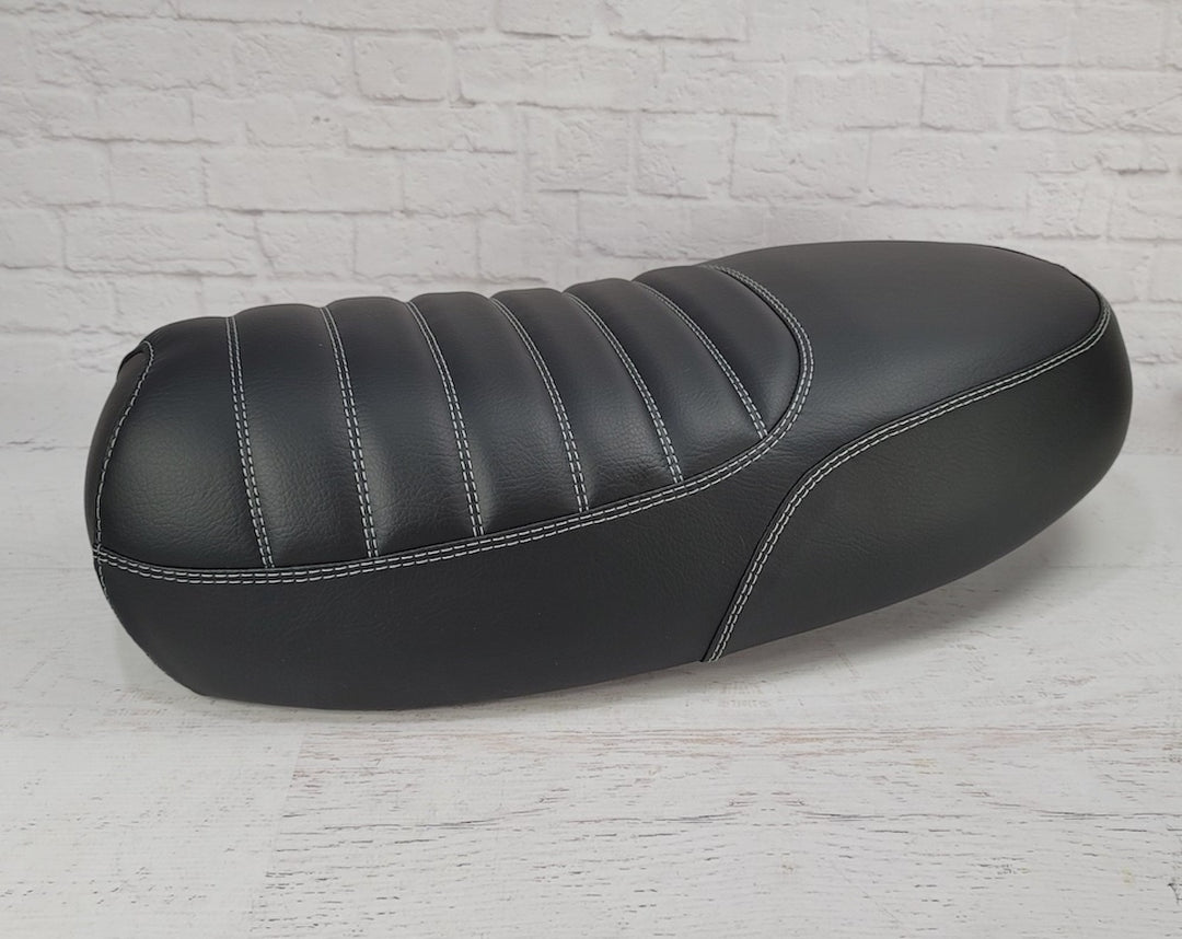 Yamaha Zuma II BWS Prebug Tuck and Roll Handmade Padded Seat Cover